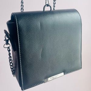 Kishoix France hand bag used